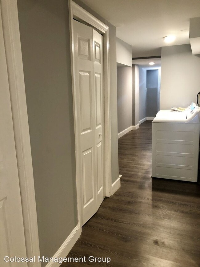 Building Photo - 4 br, 2.5 bath House - 121 N Monastery Ave