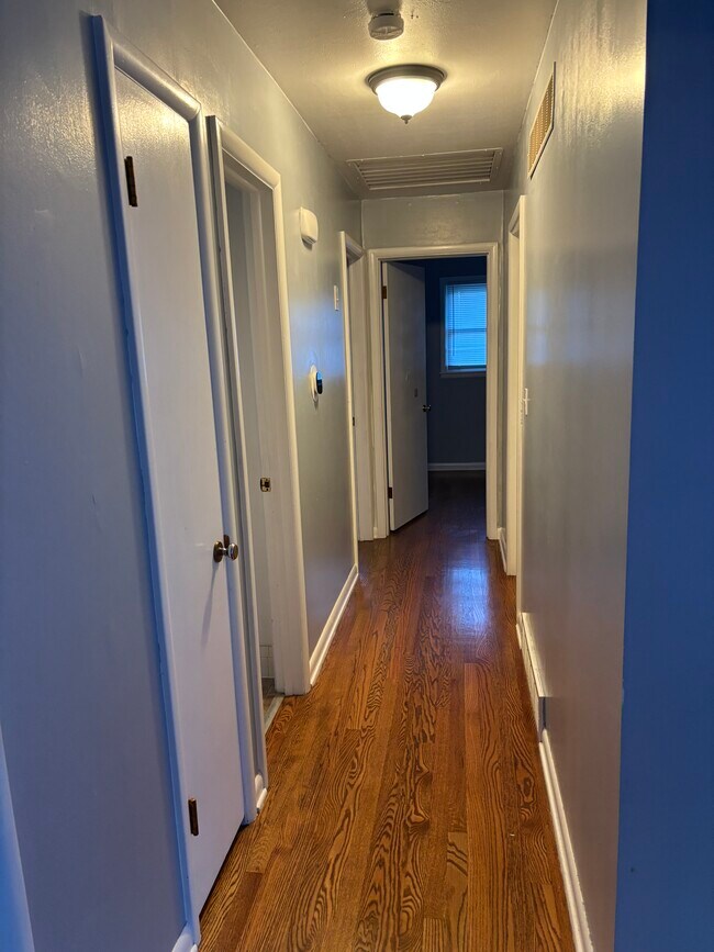 Building Photo - 12500 E 53 St