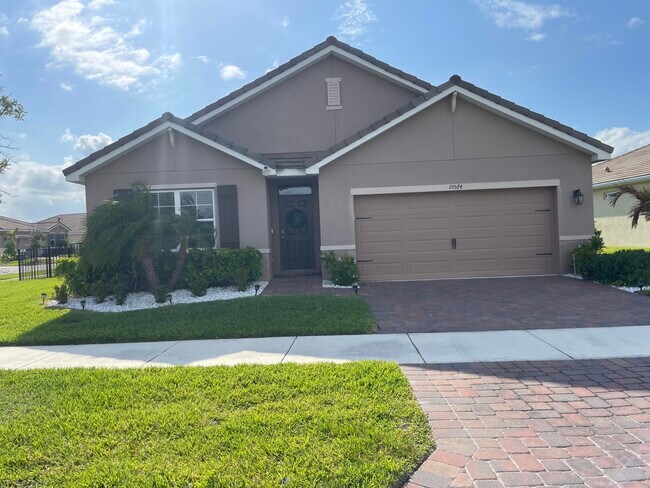 Building Photo - 10574 SW Cambria Ln