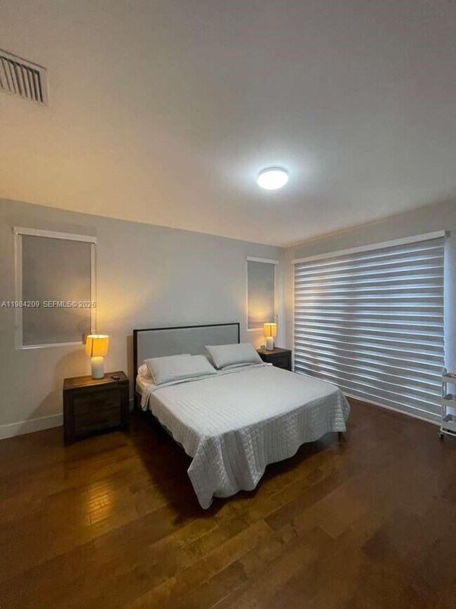 Building Photo - 7240 NW 103rd Path