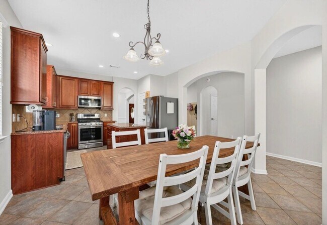 Building Photo - 15226 Olmstead Park Dr