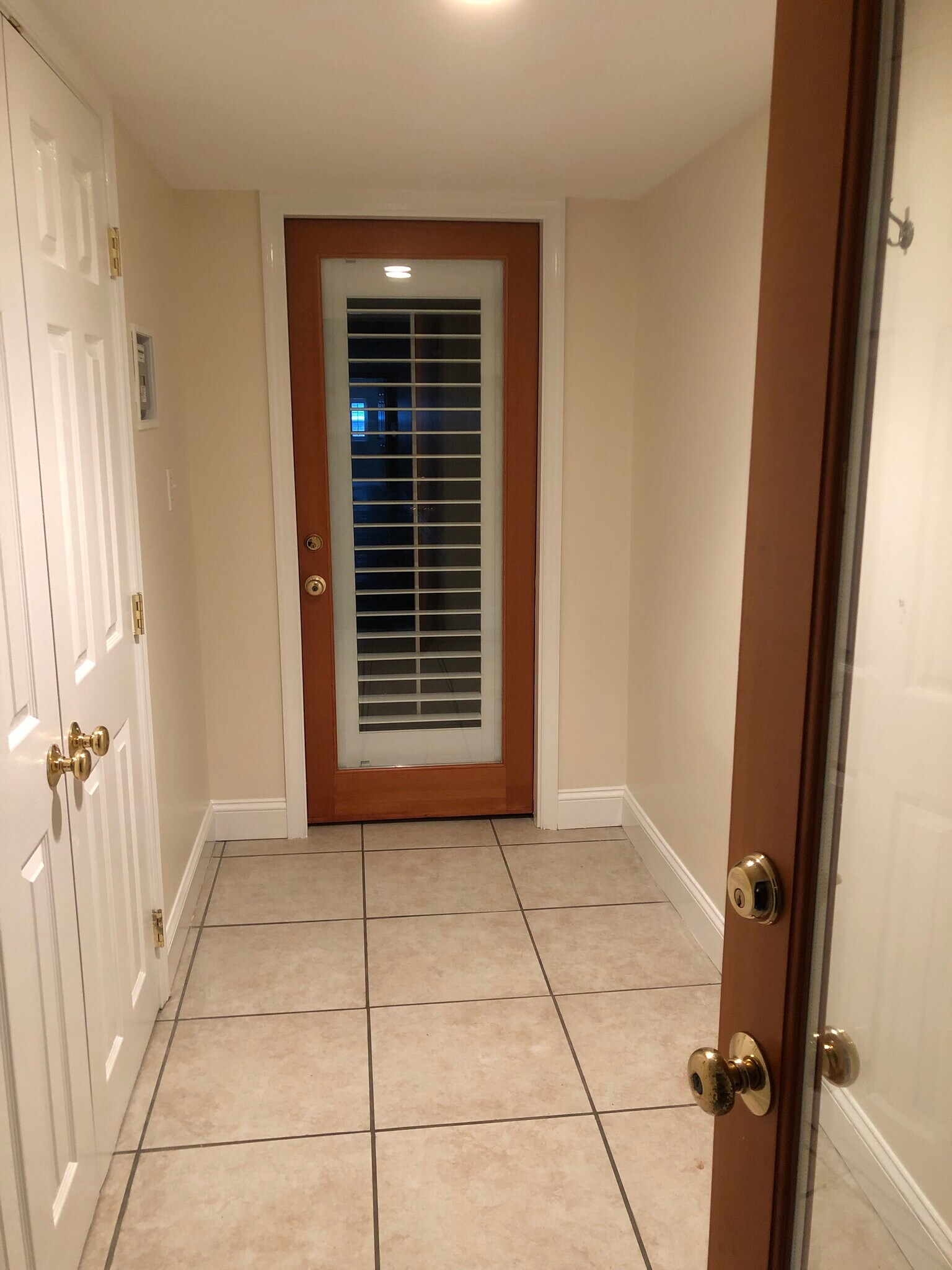 Entrance to Mintwood Place - 1859 Mintwood Pl NW