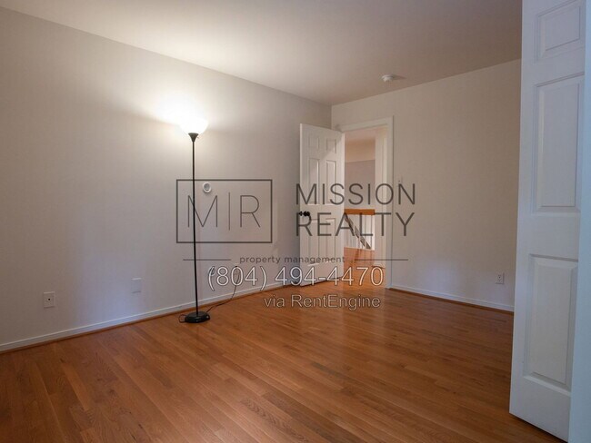 Building Photo - 5420 Sunrise Bluff Ct