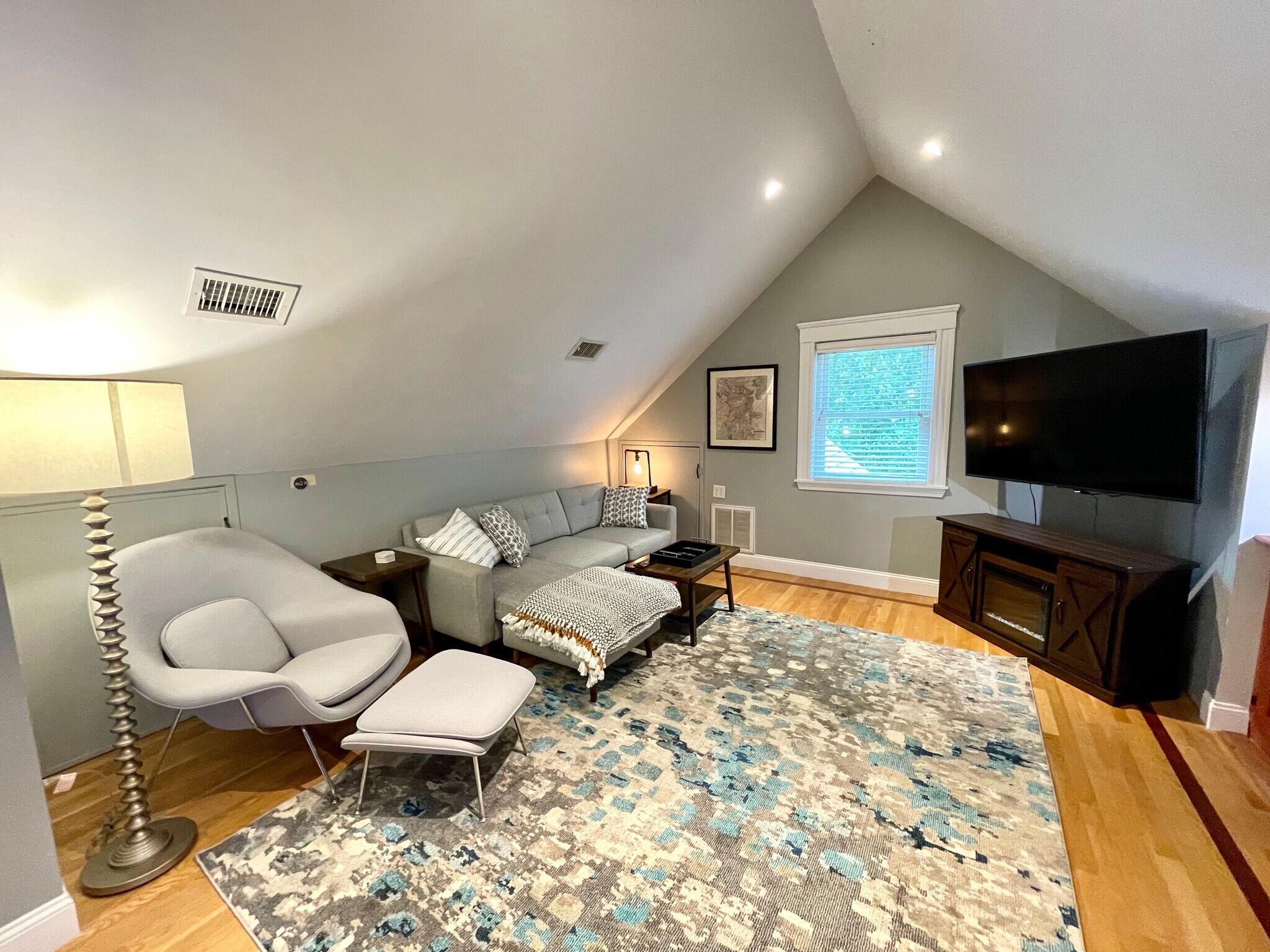 Building Photo - 247 Savin Hill Ave