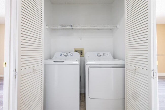 Building Photo - 13237 Greenpointe Dr