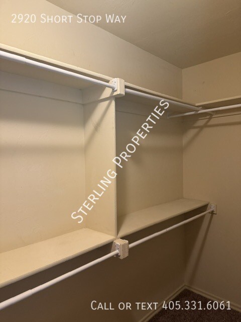 Building Photo - 2920 Short Stop Way