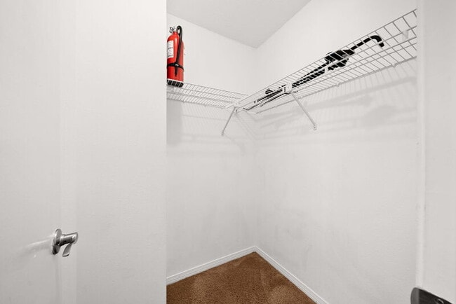 Building Photo - 6504 N Lagoon Dr