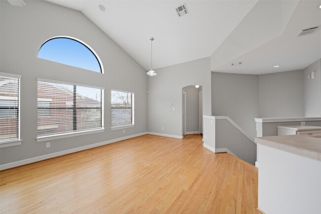 Building Photo - 3736 Main Plaza Dr