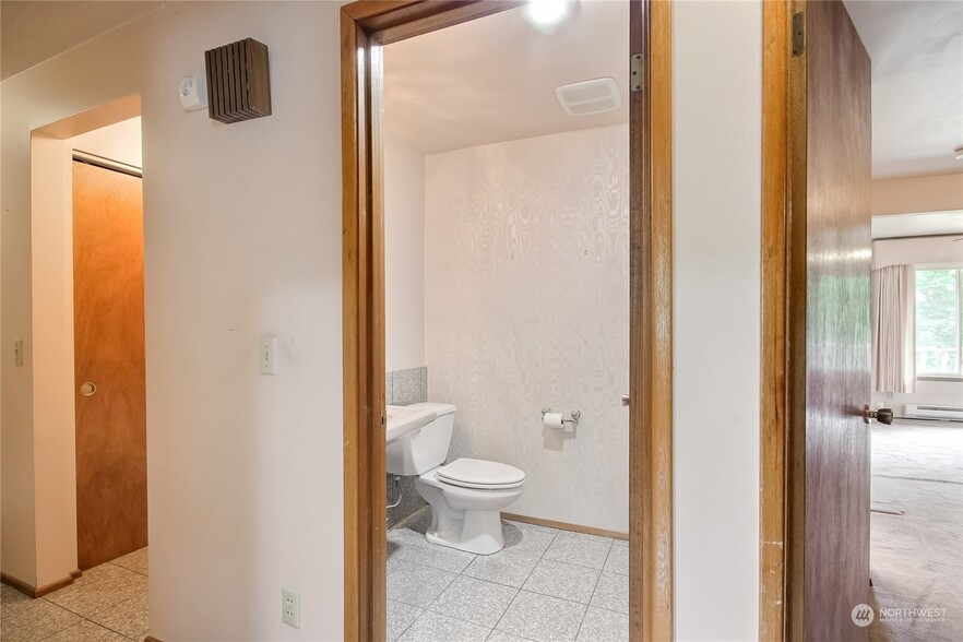 Building Photo - 3527 Shattuck Ave S