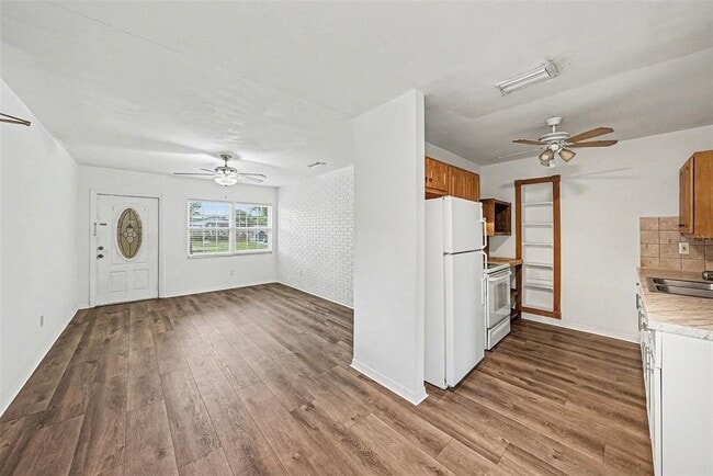 Building Photo - 4727 Eldorado Dr