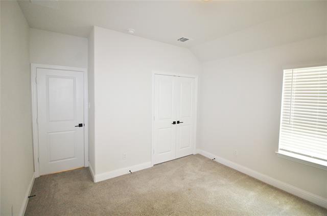 Building Photo - 1124 Longhorn Ln