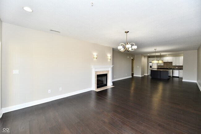 Building Photo - 8555 One W Dr