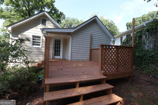 Building Photo - 771 McLendon Dr