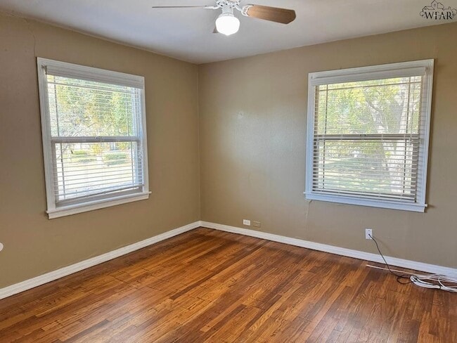 Building Photo - 1801 Rose St