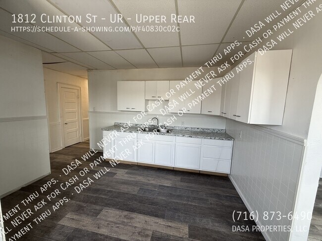 Building Photo - 1812 Clinton St