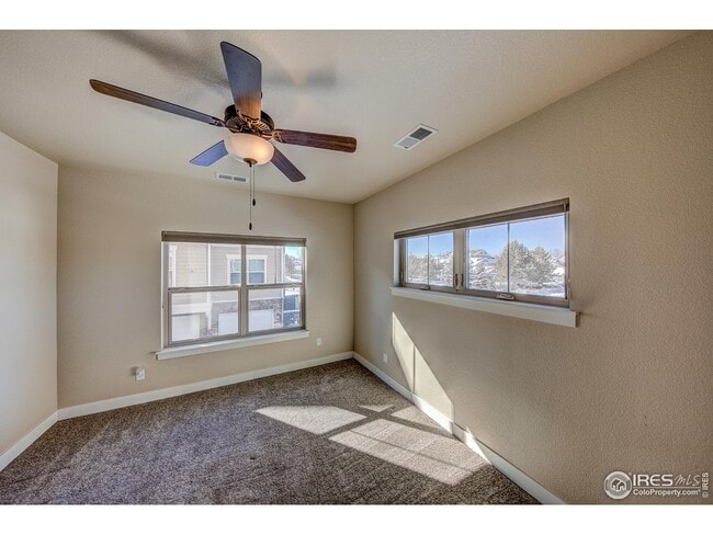 Building Photo - 4662 Hahns Peak Dr