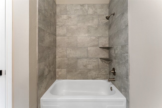 Building Photo - 8219 Winding Meadow Ct