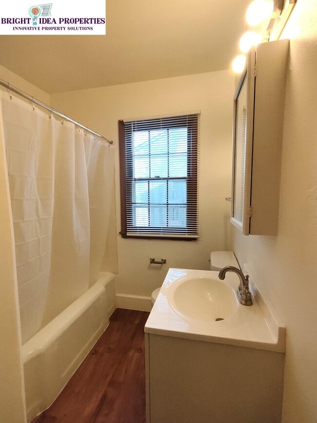 Building Photo - 4055 Welcome Ave N