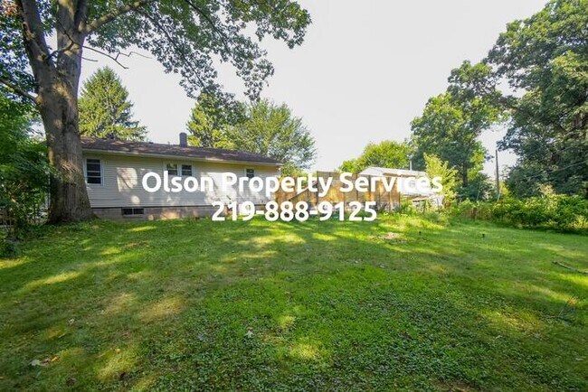 Building Photo - 6215 Glen Dr