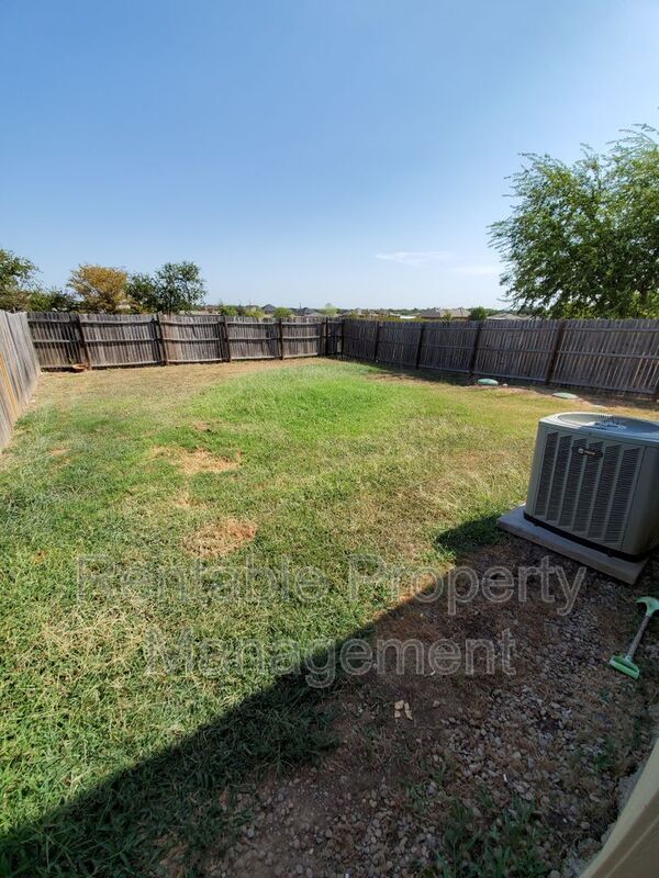 Building Photo - 107 Collett Ct