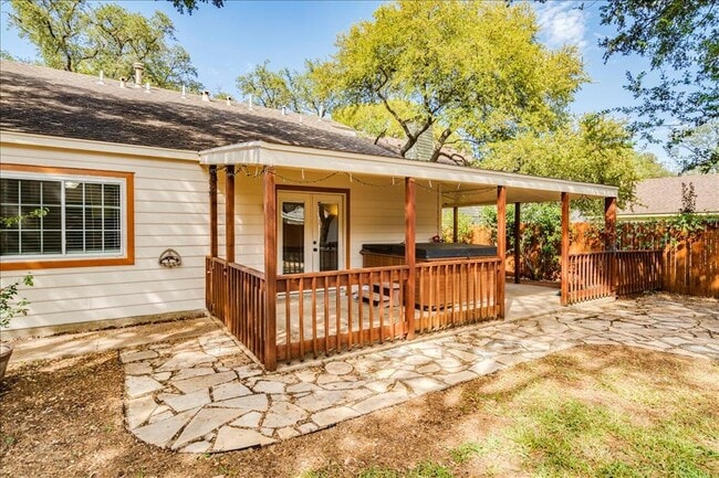 Building Photo - 3111 Festus Dr