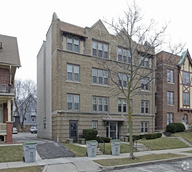 Primary Photo - 2564 N Murray Ave