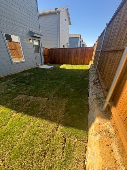 Building Photo - 12169 Steeplechase Dr