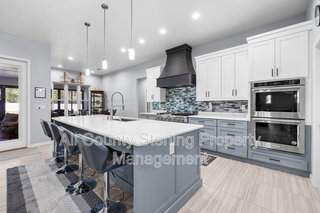 Building Photo - 4089 NW River Sebastian Ln