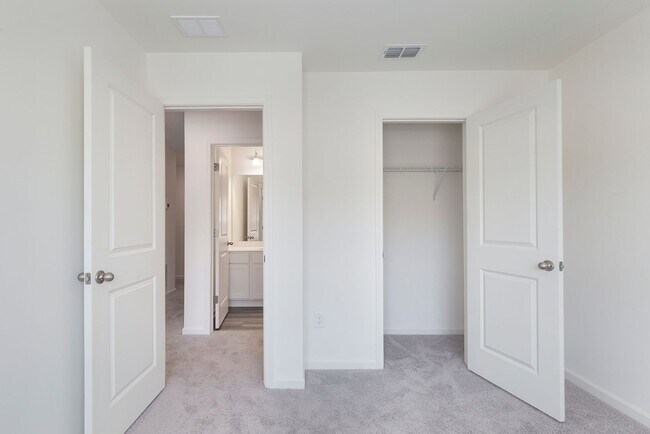 Building Photo - Newly Constructed 3/2.5 Townhome w/ Privat...