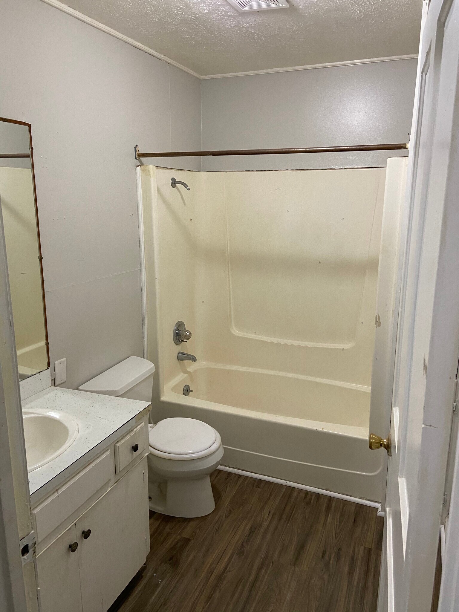 Building Photo - 205 Baltimore Ave