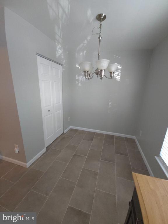 Building Photo - 4703 Colonnade Way