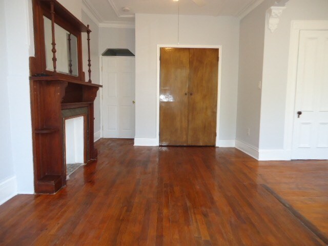 Building Photo - 473 Halsey St