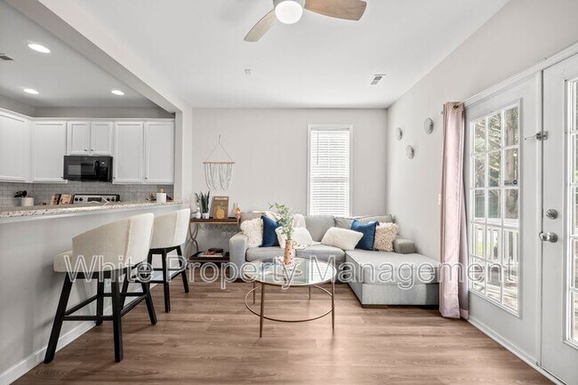 Building Photo - 11339 Dundarrach Ln