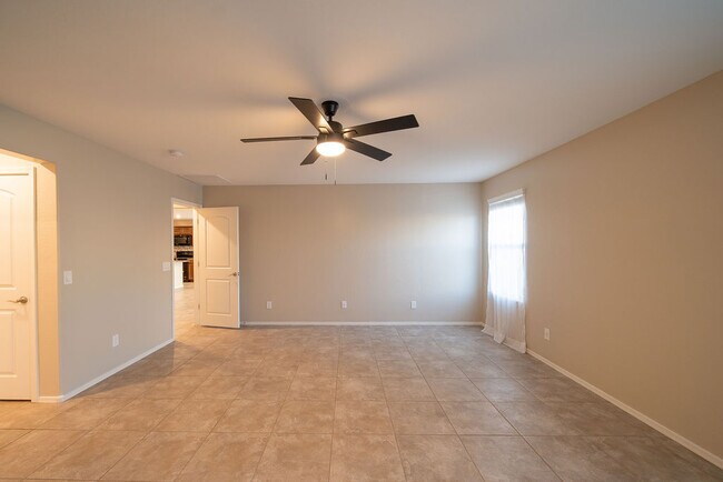 Building Photo - 26879 N 173rd Ln