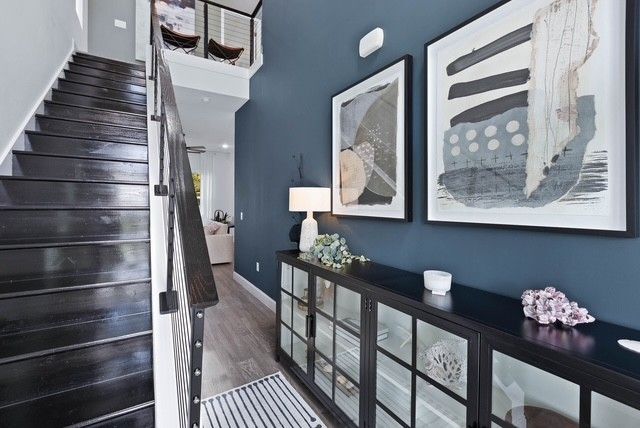 Building Photo - 5631 Heckscher Dr