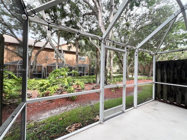 Building Photo - 1524 Coronado Rd