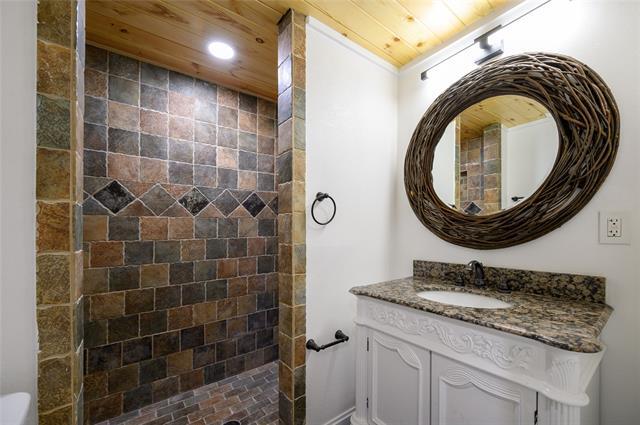 Building Photo - 491 Black Forest Dr