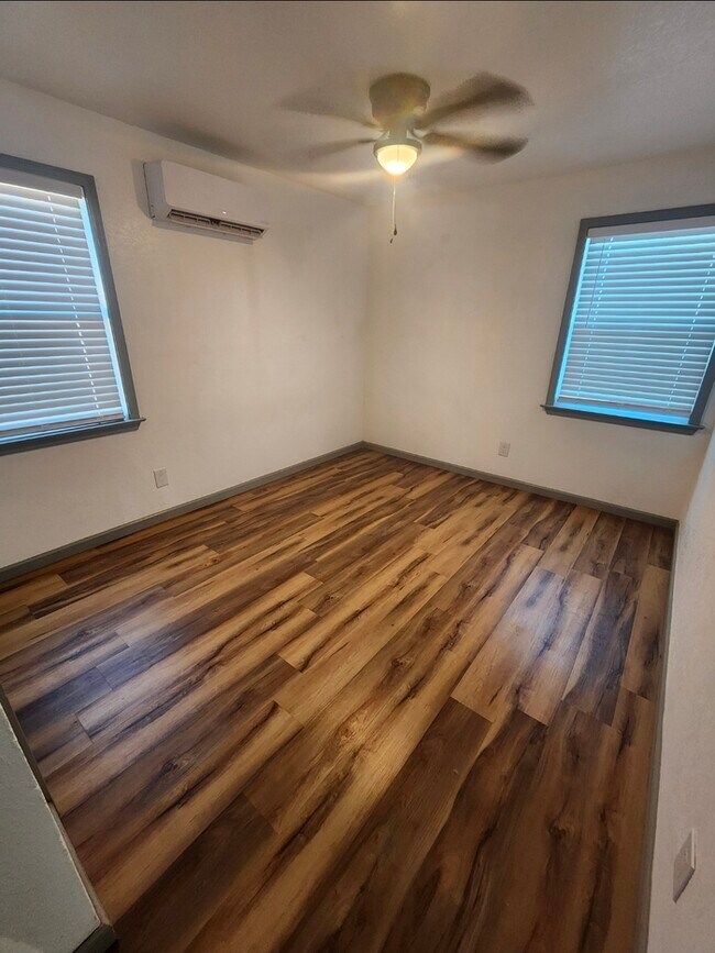 Building Photo - 4706 Bowie Dr