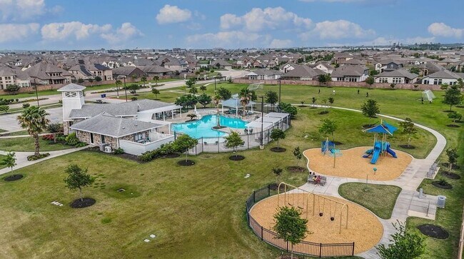 Building Photo - 2809 Palm Branch Dr