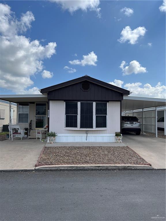 Building Photo - 15 La Quinta Dr