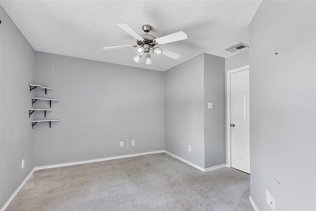 Building Photo - 9016 Elm Drake Ln