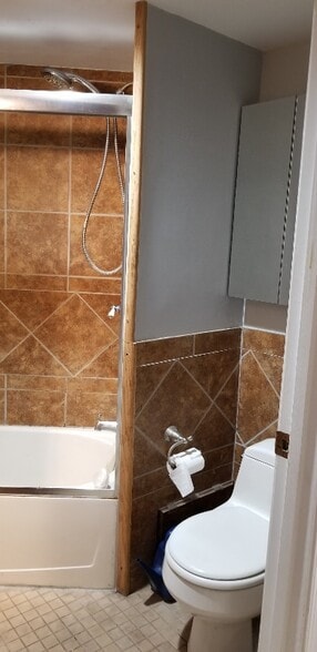 Building Photo - 1745 Kilbourne Pl NW