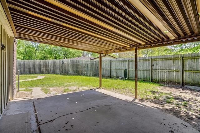 Building Photo - 626 W Arawe Cir