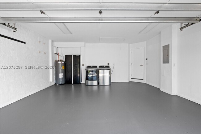 Building Photo - 15932 SW 101st Terrace