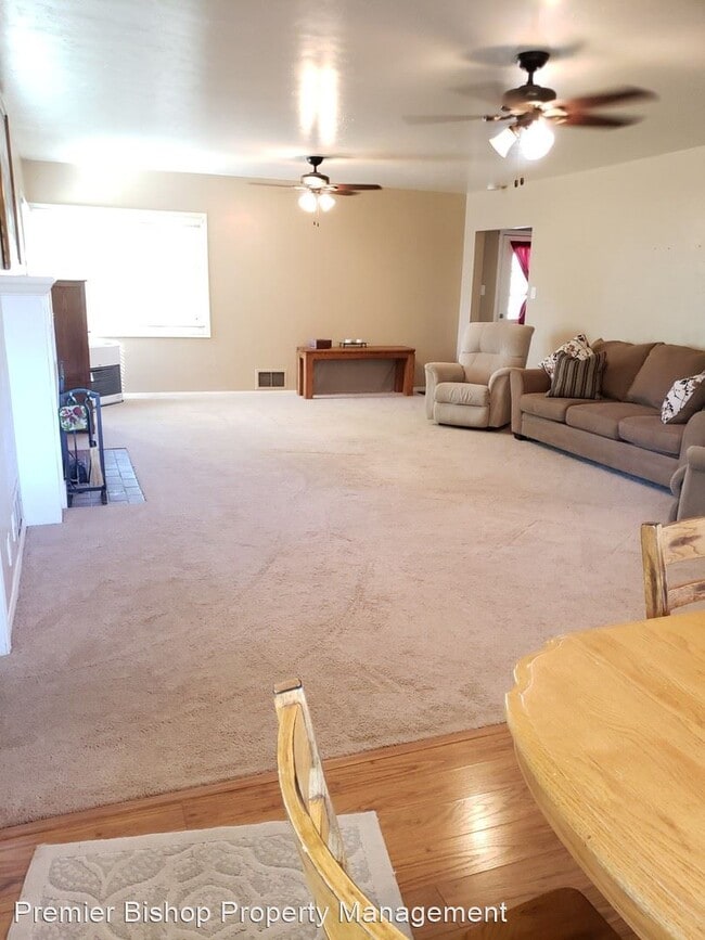 Building Photo - 3 br, 2 bath House - 2750 Highland