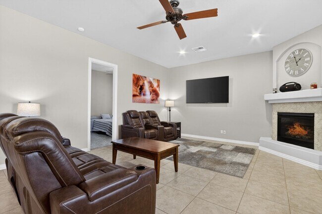 Building Photo - Luxury Meets Country Charm: Custom 5BR Home on Acreage in San Tan Valley