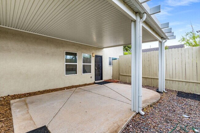 Building Photo - 1221 Paisano St NE