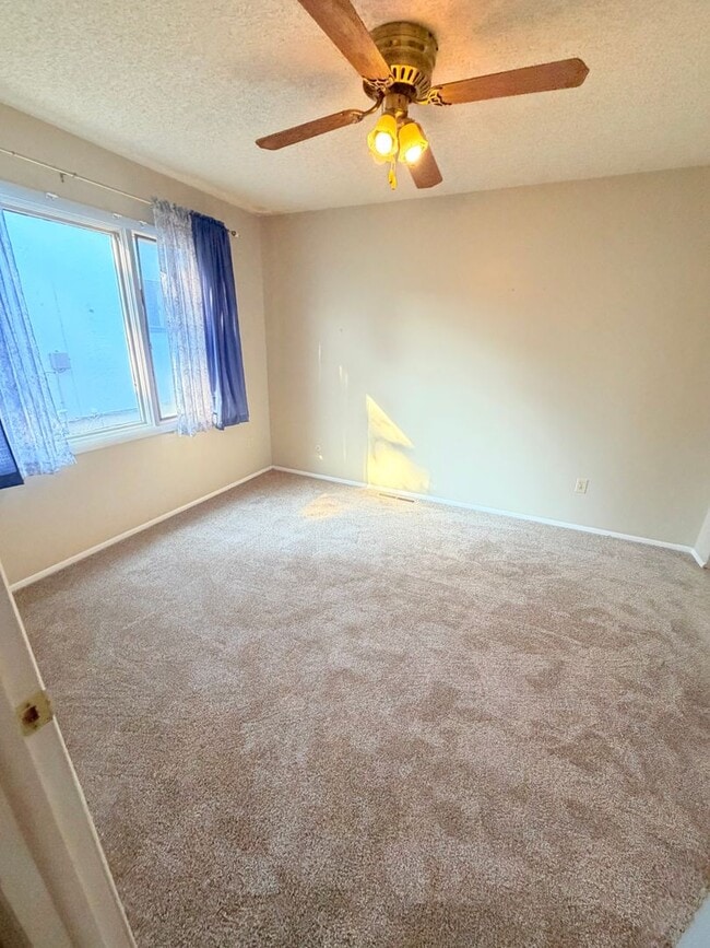 Building Photo - 433 Beaverhead Ct