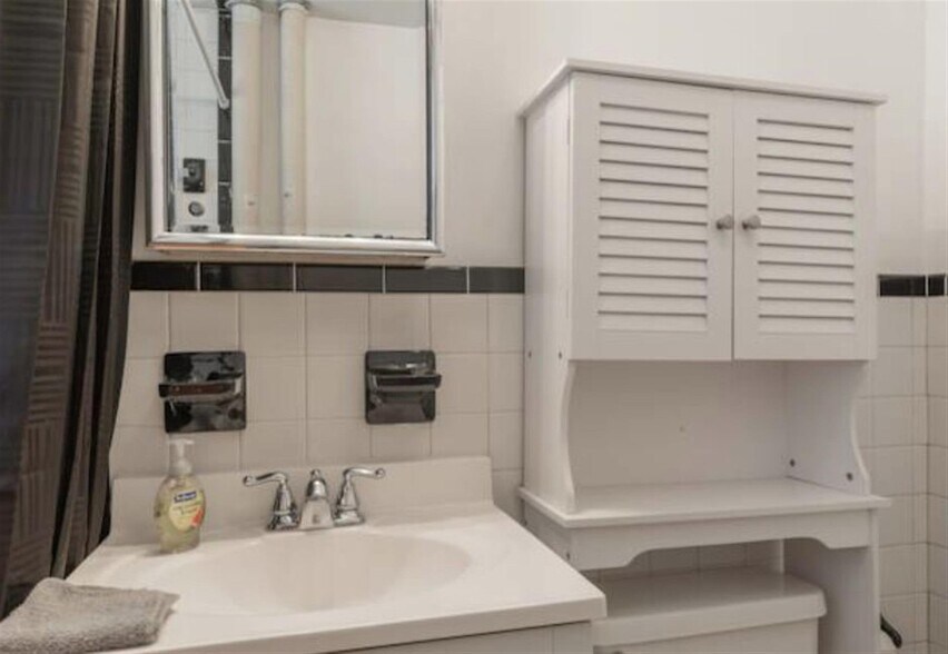 Building Photo - 11 Ellery St