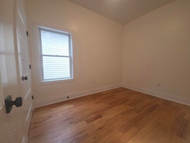 Building Photo - 191 Terrace Ave